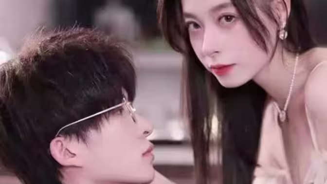 離婚后，夫人成了千億大佬(全集)