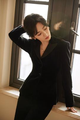 離婚后，霸總天天想娶我(全集)