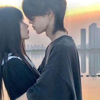 退婚后，真千金她驚爆全球(全集)